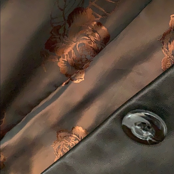 danier black leather jacket - Picture 3 of 4